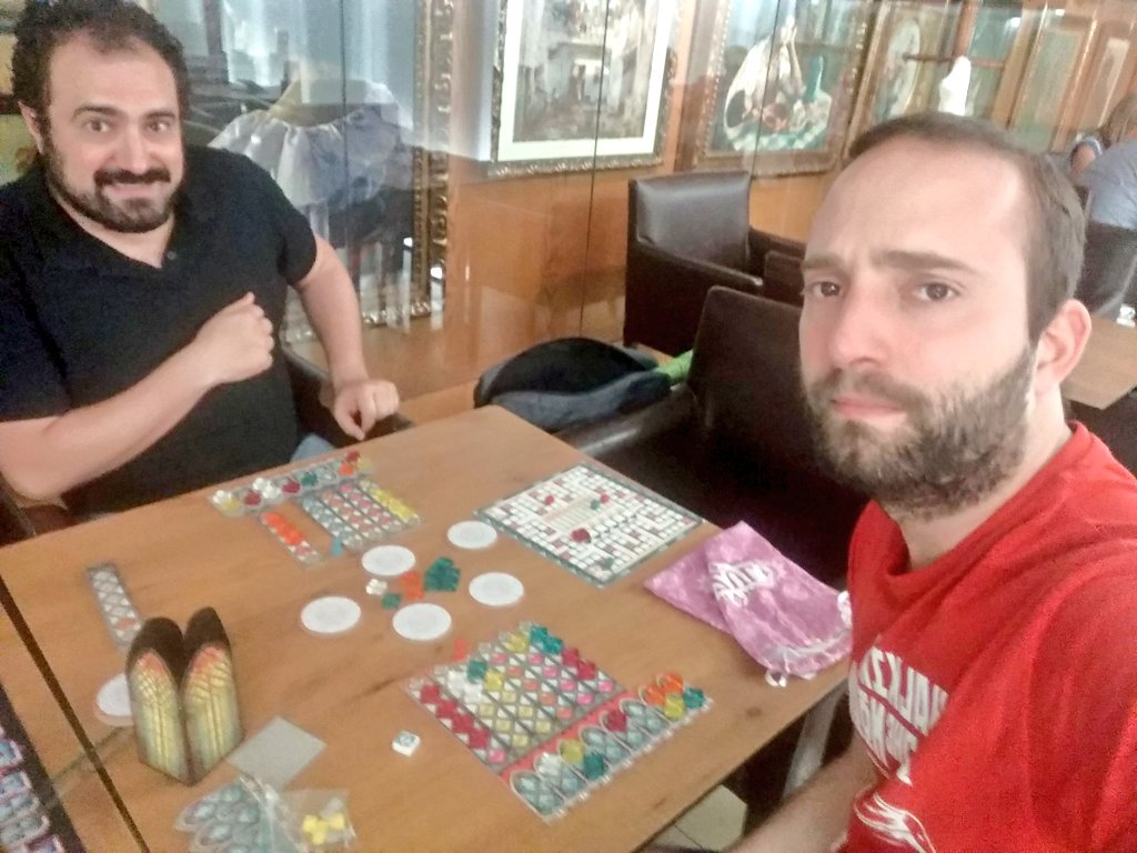 El Bazar de Iglesias tweet media