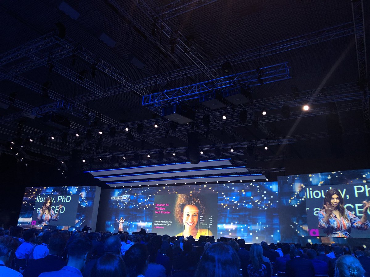 vicent_marques's tweet photo. @kaliouby talking about humanising technology through emotion #AI.
Las session of #SAPAribaLive #3TrillionReasons https://t.co/wciswp2XAp
