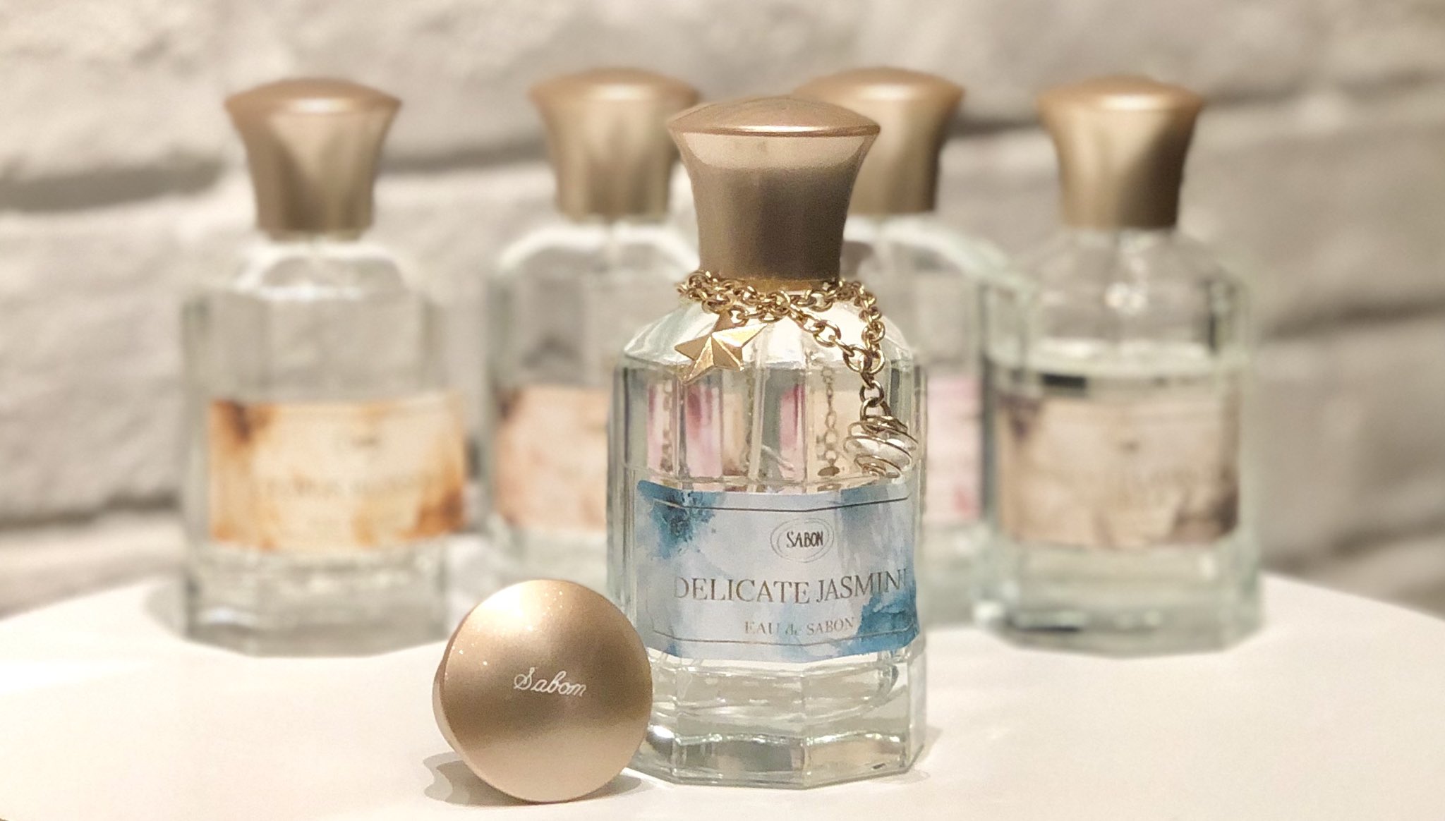 サボン Sabon 公式 6 9 日 まで ルミネ有楽町店 刻印サービス実施中 オードゥサボンをご購入のお客様にイニシャルやお名前の刻印をその場で承ります 13時 19時の限定開催とさせていただきます オードゥサボンのキャップに刻印してあなただけ