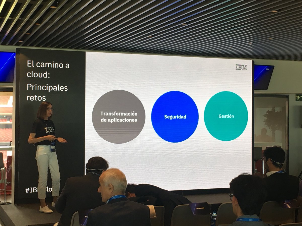 Enric Delgado Samper (@enricdelgad0) on Twitter photo <a href="/JuliaCalabuig/">Julia Calabuig</a> presentando los retos de moverse a un entorno Cloud #IBM #Cloud #wandametropolitano #summit <a href="/JuliaCalabuig/">Julia Calabuig</a> presentando los retos de moverse a un entorno Cloud #IBM #Cloud #wandametropolitano #summit