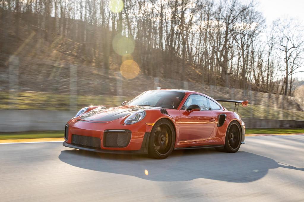 CNETCars's tweet photo. It's more than a number that separates the Porsche GT3 RS and the GT2 RS. These are two distinct trackday monsters. @Porsche https://t.co/HTCqlOEt9c https://t.co/S7hW7Sxk0F