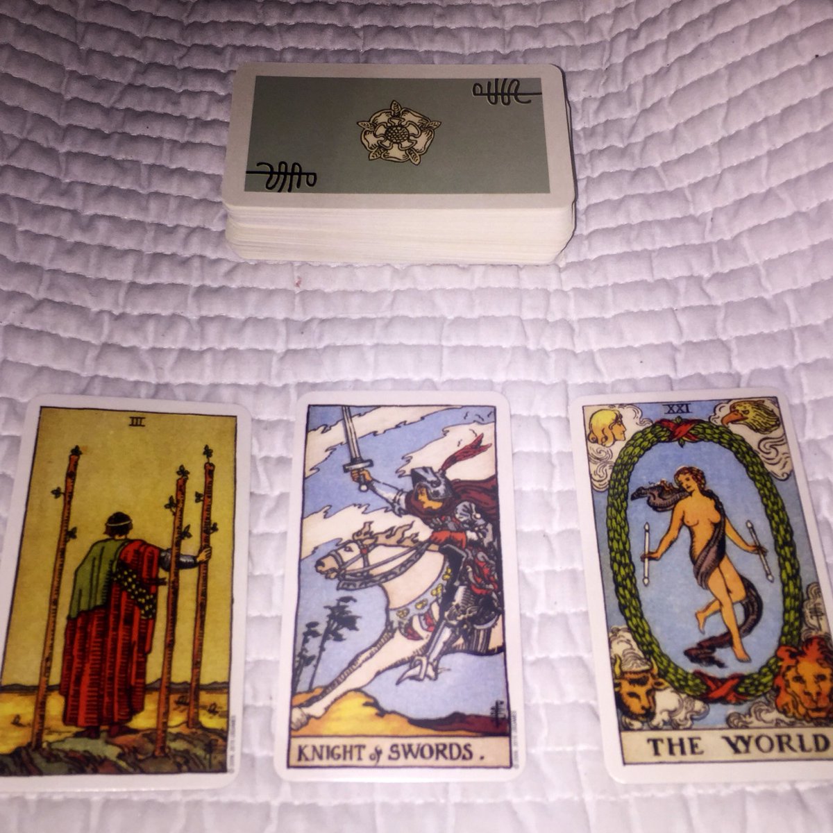 Crymander's tweet image. My first spread! Still learning all about tarot reading and enjoying every single second of it, currently doing some numerology as well! 💕
So thankful to the #witchcraftcommunity / #pagancommunity for being so loving and helpful to a baby witch like me! 🔮