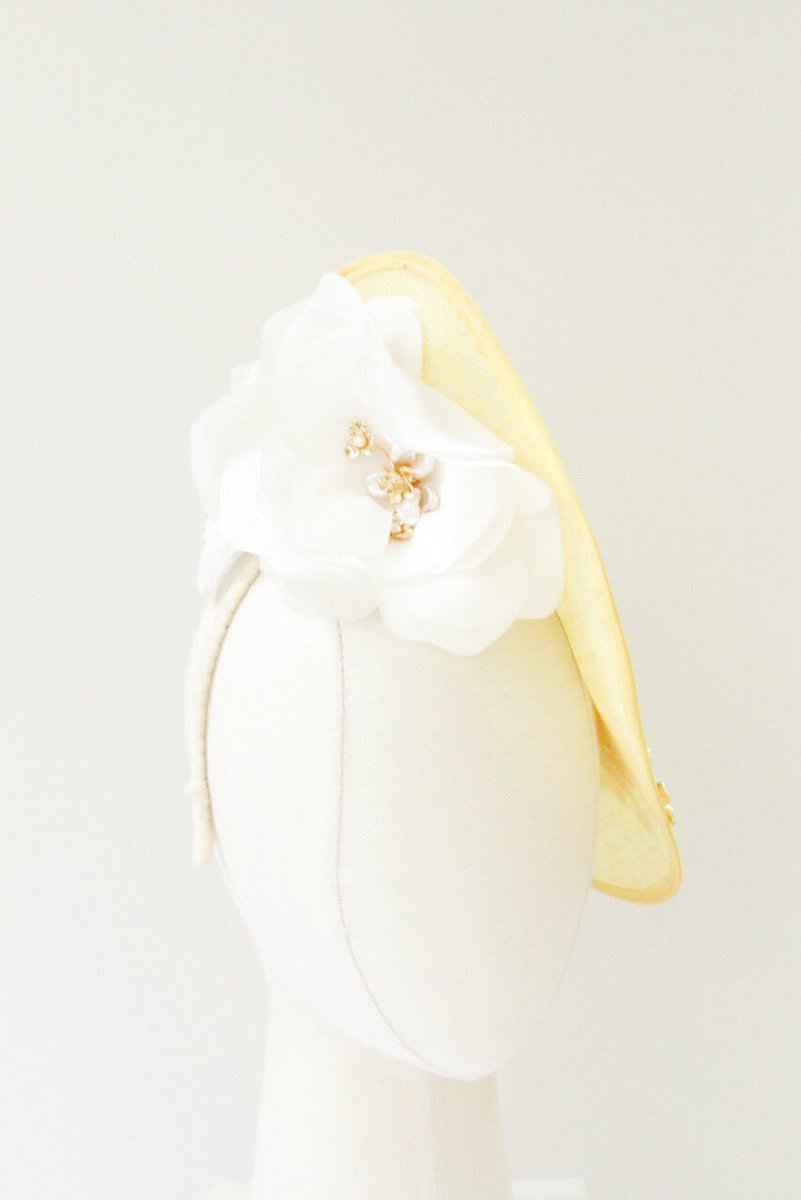 NEW gorgeous race day pieces for #royalascot and more by <a href="/HermioneHarbutt/">Hermione Harbutt</a> ! BELLE is our latest addition to this popular collection. SHOP NOW > hermioneharbutt.com/occasion/milli… #royalascothat #racehat #raceoutfit #whattoweartotheraces #raceoutfit #aplacelikenowhereelse