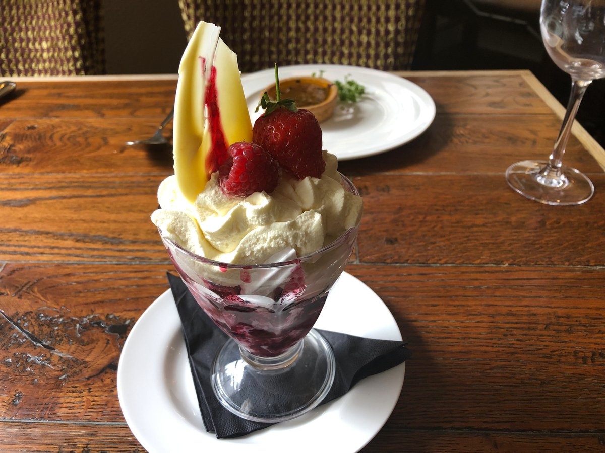 Our new summer menu launches today! 🎉☀️ 🥗😃To see our full menu visit our website: darwinslichfield.co.uk
 #darwinsrestaurant #darwinsatthegeorge #darwinslichfield #diningout #veganmeals #vegetarianmeals #newmenu #foodphotography #food