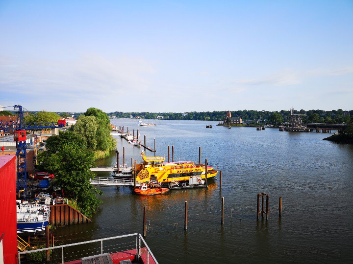clintworld_de's tweet photo. Cool venue for our annual User Conference. #cwuc2019 #hamburg https://t.co/UE1PQWHZHG