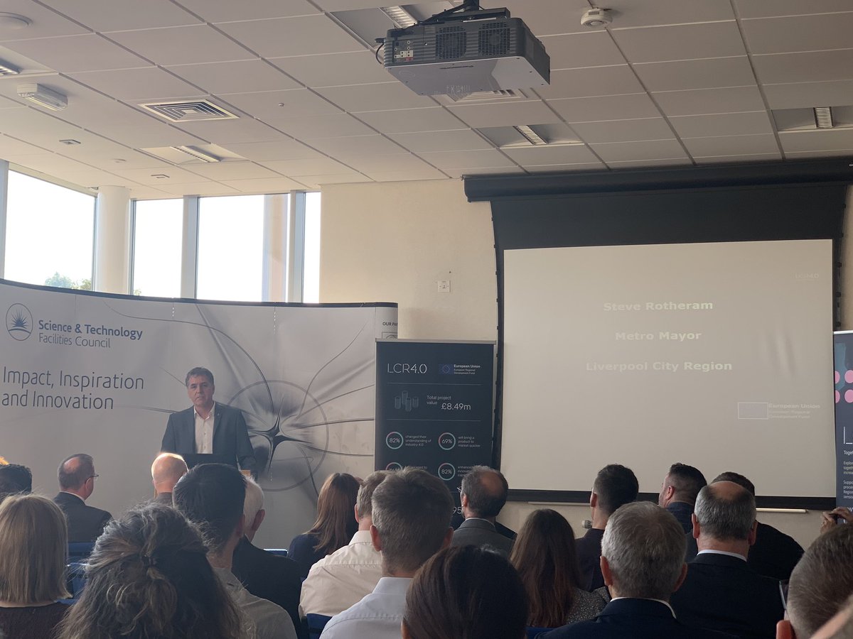 RiverCapitalUK's tweet image. @MetroMayorSteve up first at the #LCR4TechShowcase @NPIFBBB 

... talking about celebrating the success that @weareLCR4 has had for the region.

Oh, and the final too 😉🔴🔴🔴🔴🔴🔴 #6Times