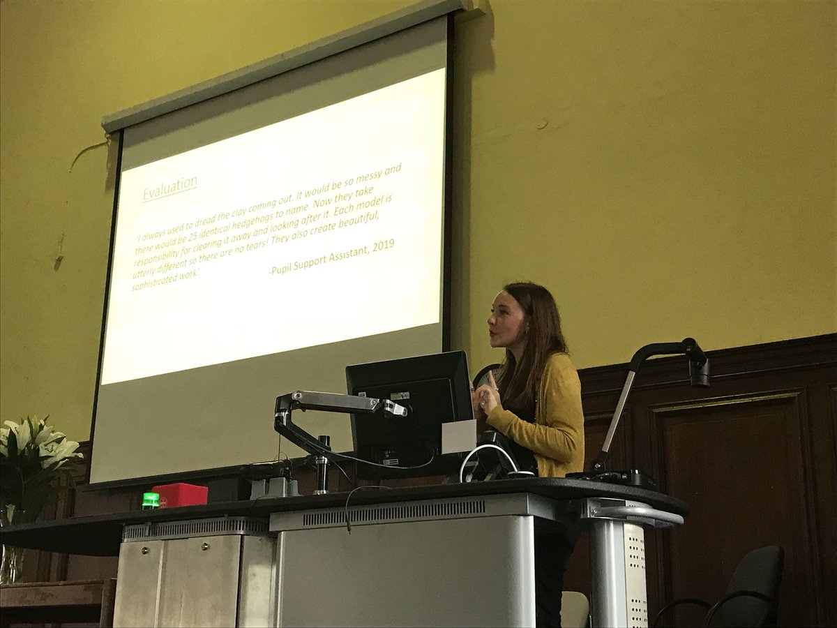 LynnMcNair's tweet photo. City of Edinburgh council must be very proud today after listening to the excellent presentations from Jenny Pow (South Morningside) and Simon Bateson( @CowgateUnder5s )  at the #Froebel presentation evening @ Moray House School of Education. https://t.co/frfRwL1eyV