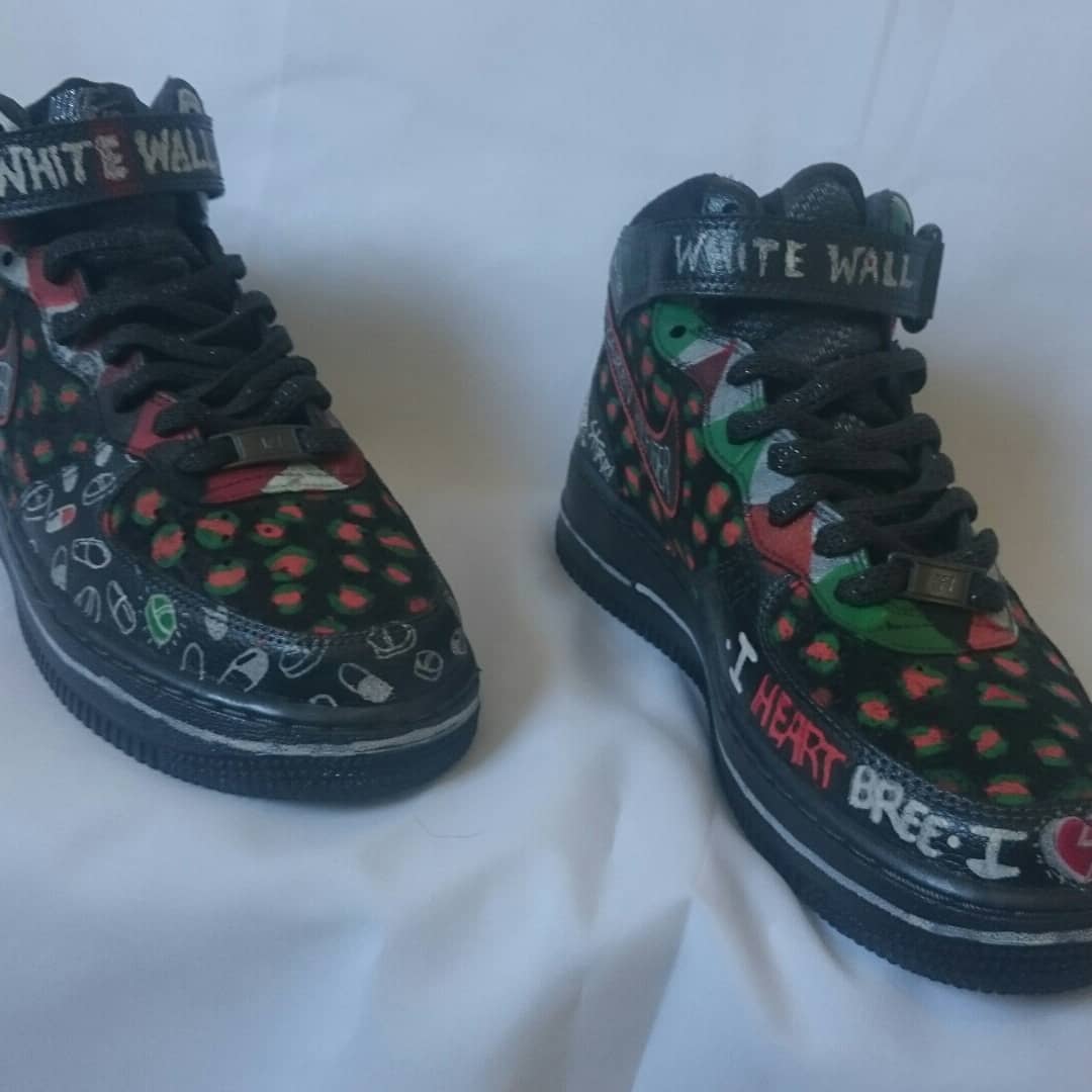 mrmakongaSA's tweet photo. " LAUREN HILFIGER " Fanta Colourway on Women's Nike Airforce1 customised at the BET EXPERIENCE back in 2014 or 2015. 

#tbt #Customised #Fanta #color #Airforce1 #women #leopard #print #bree #pills #birds #patterns #art #design #fashion #style #streetwear #Congolais #southafrica https://t.co/zEyHKY7Qhj