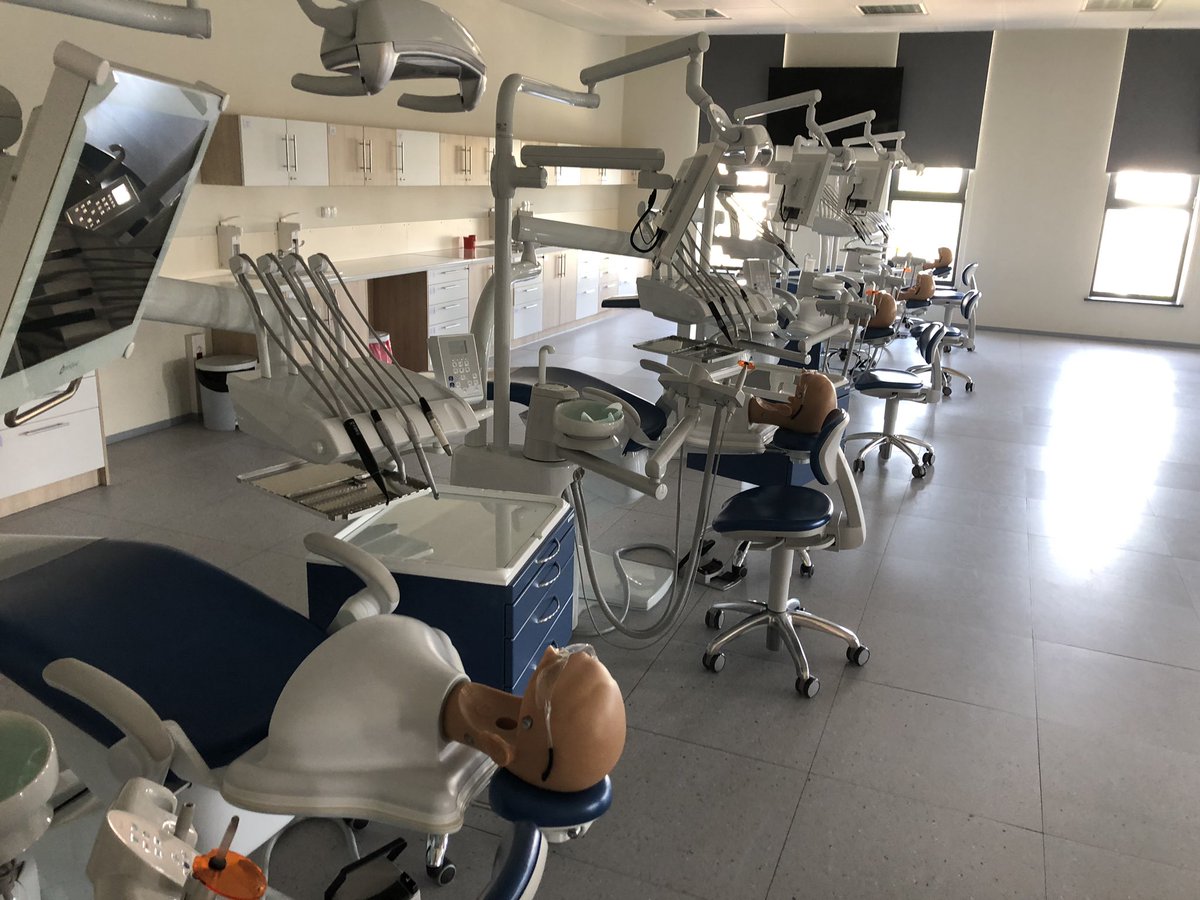 DrMike_Rimmer's tweet photo. Had a brilliant day looking around the new simulation centre at Lublin Medical School yesterday before heading into surgery in the afternoon @CSMLublin @RCObsGyn #entog #entog19 https://t.co/nRp4mS6bOA