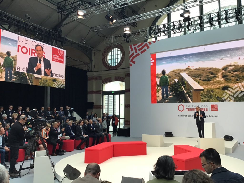 BanqueDesTerr's tweet photo. .@oliviersichel introduit le Printemps des Territoires ! « @Eric_R_Lombard m’avait dit : notre pays ne va pas bien, il faut remettre la @caissedesdepots au centre de la lutte contre les fractures territoriales » #AFondLesTerritoires https://t.co/lrVzVsY1AG