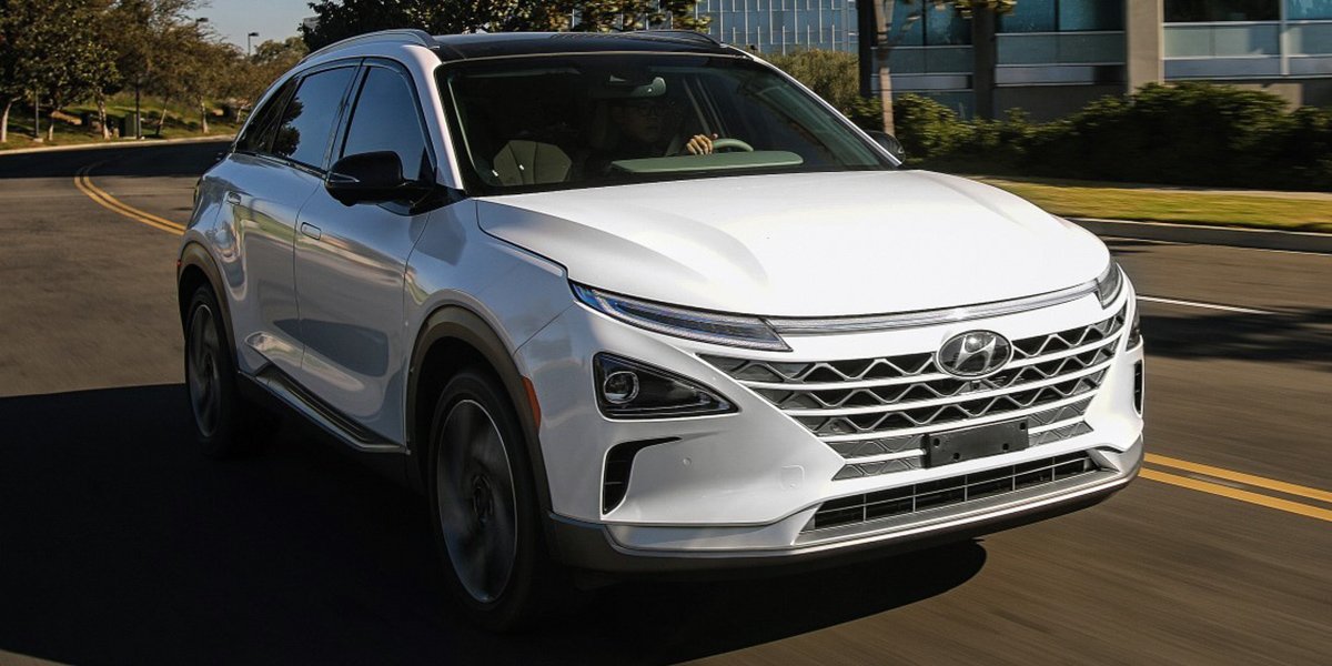 car_and_driver's tweet image. ¿Quieres probar el nuevo Hyundai Nexo, uno de los primeros coches de hidrógeno que llegan a España? Te damos la oportunidad de convertirte en probador de coches. Todo lo que debes saber lo tienes aquí.
#Puebas #lector #Hyundai #HyundaiNexo #hidrógeno
caranddriver.es/pruebas/prueba…