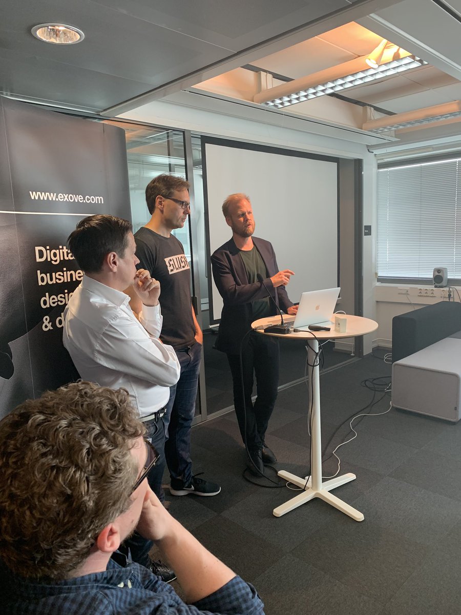 #corporateventuring #internalstartup todella mielenkiintoista keskustelu siitä miten isommissa organisaatioissa voi rakentaa innovatiivisia ratkaisuja <a href="/masapeura/">Masa Peura</a> <a href="/timomj/">Timo Ahopelto</a> <a href="/plastic/">Janne Kalliola</a>