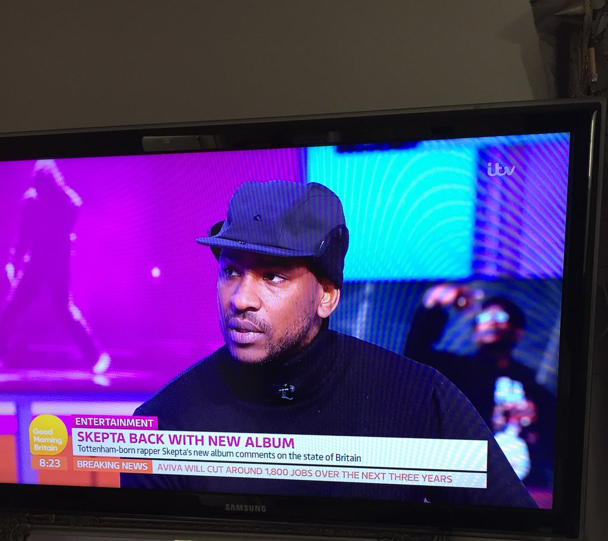 Shout out to this man @Skepta goes on GMB and first and last thing he says is a heartfelt thank you to those who sacrificed on this day 75 years ago. Absolute genuine guy. Been a fan of his music but now a fan of the man! #dday #massiverespect #influencialvoice 🙏🏻💂🏻‍♀️