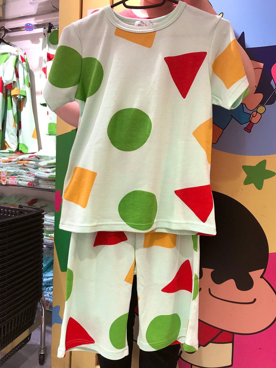 公式 クレヨンしんちゃんオフィシャルショップ アクションデパート東京駅店 Pa Twitter こんにちは 今日も元気にオープンしております パジャマの 半袖 が入荷しました 是非 遊びに来てくださいねっ キッズ 3 300 税 メンズ レディース