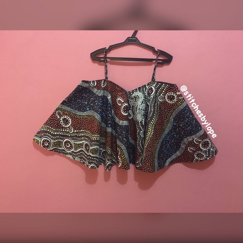 mhz_tolu's tweet photo. Hi Twitter , my name is Toluwalope , I'm 23yrs old ,a fashion designer that recently lost her job, i make stylish outfits but I currently have sales for some tops,they all cost 1500,  please Retweet if you see this on your TL, make i no suffer. Thanks❤️ https://t.co/VsqRMNT6FB