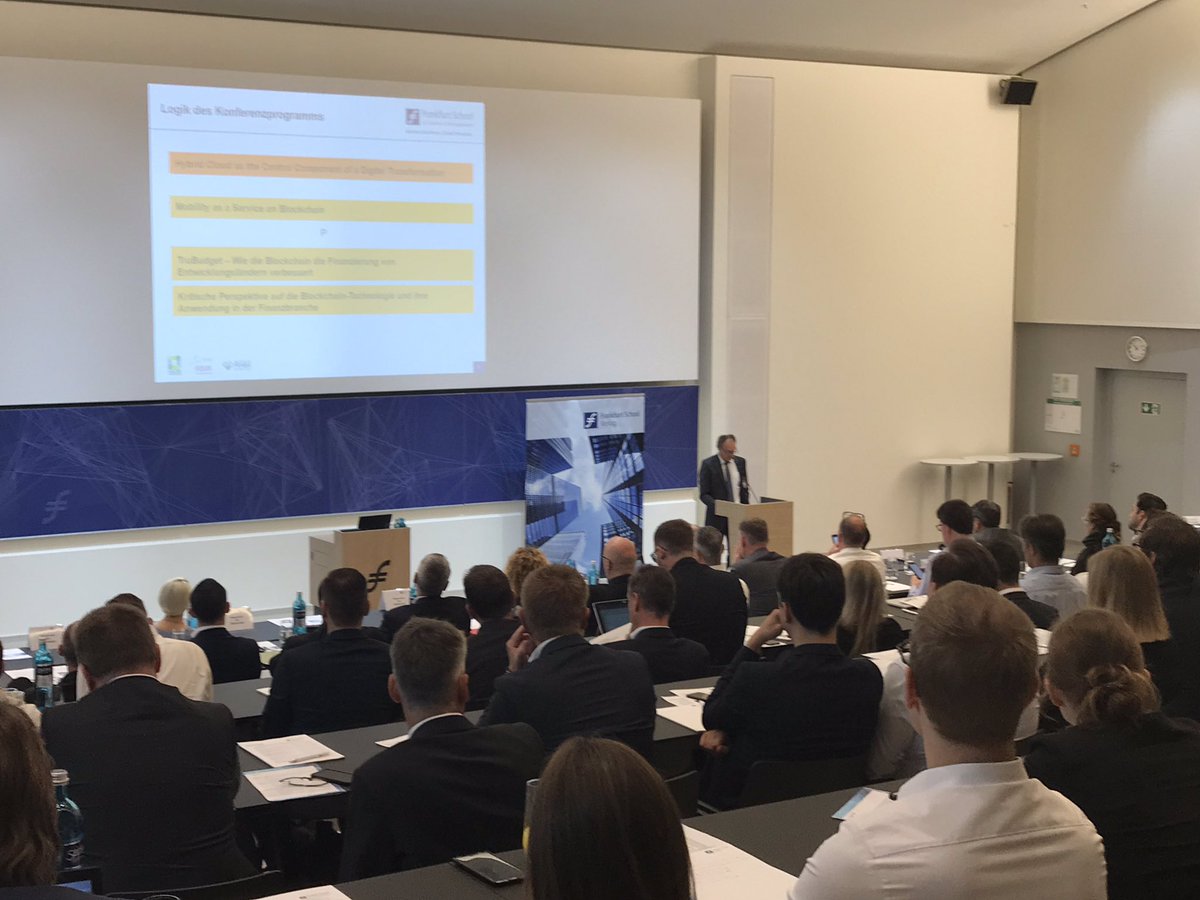 kw_atwork's tweet image. Prof. Moormann begrüßt die Teilnehmer der 13. ProcessLab-Konferenz @FrankfurtSchool mit dem Titel “Von smarten Prozessen zu smarten Unternehmen” #processlab #prozessautomatisierung