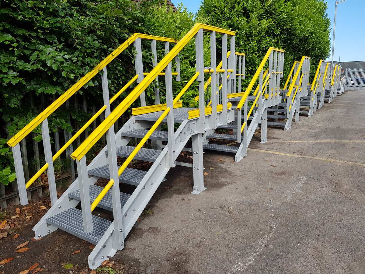 evergrip's tweet photo. Queuing up for the railways #grprail https://t.co/qg9rj3WAWD