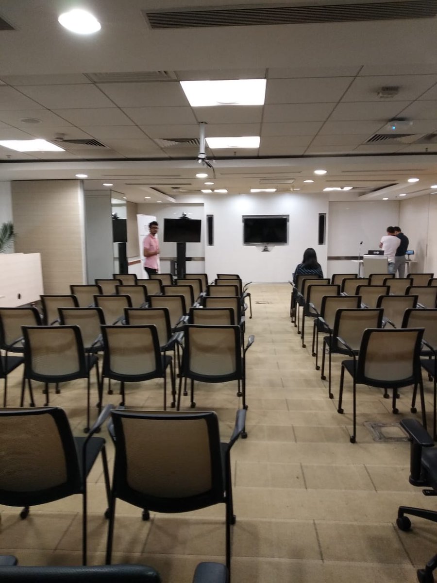 stepin_forum's tweet photo. We are all set for #EveTechChat at @SPGlobal , #Gurugram. We will be discussing 'DevOps' today. Stay tuned for more such pictures! https://t.co/F4hqsR71Um