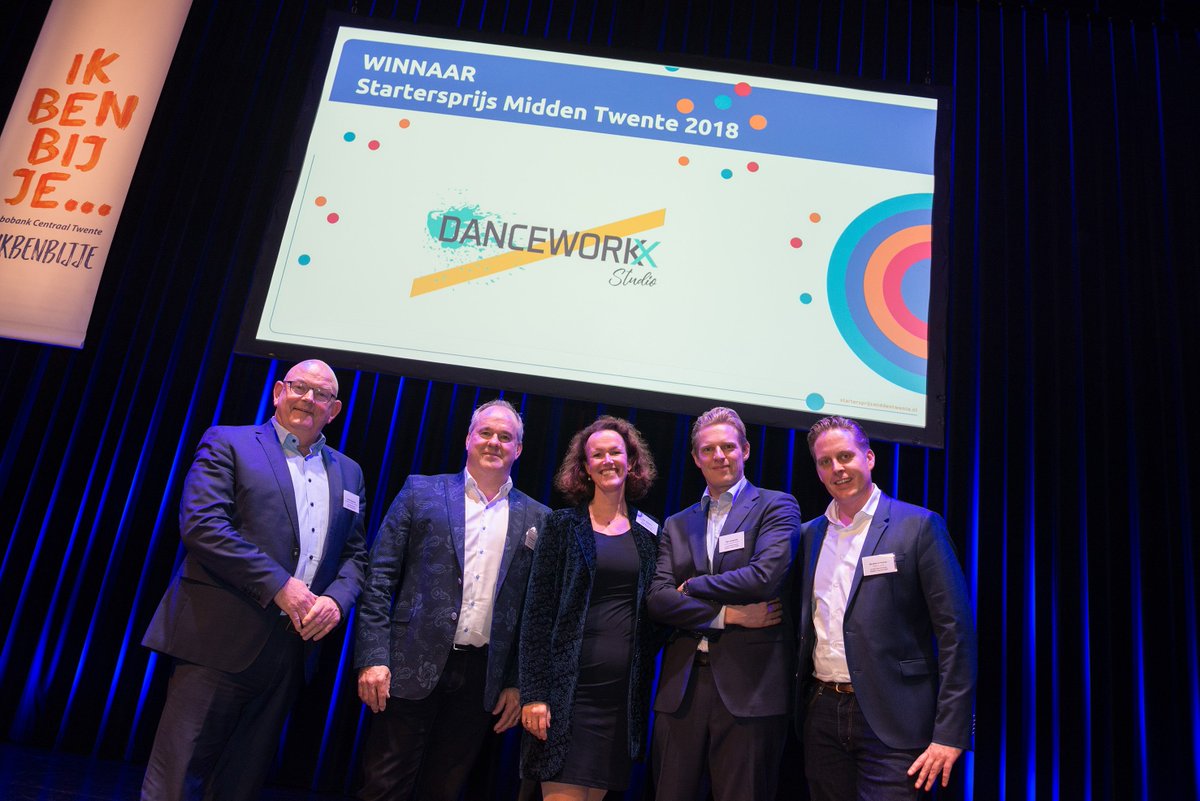 De StartersprijsMT is een juryprijs! We stellen de jury graag aan je voor: voorzitter Peter Bebseler Galvano Hengelo, <a href="/GerbenLievers/">Gerben Lievers</a> @TeamNijhuis, <a href="/tbgleussink/">Tijn Leussink</a> Leussink Retail Groep / Jumbo supermarkten, Ilse Visscher <a href="/Twentewijn/">Ilse Visscher</a> en nieuw dit jaar <a href="/rpgeerdink/">Robin Geerdink</a> @RaboCenTwente!