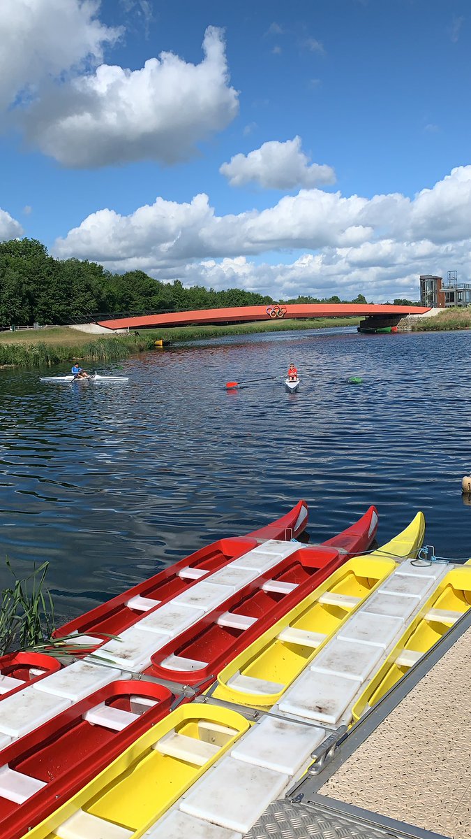 Year 9 boys trying sculling