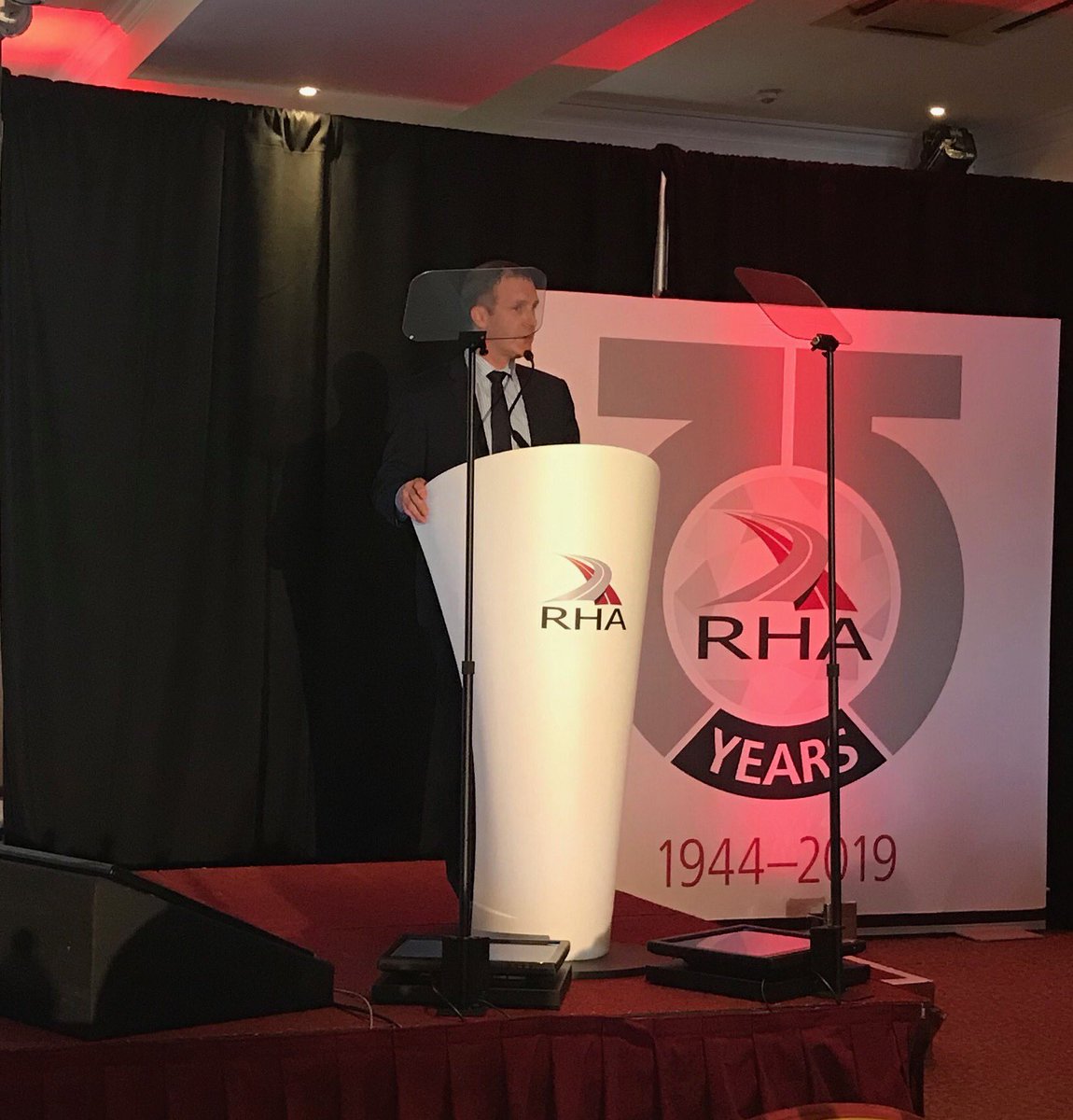 #NoDealBrexit huge risk to jobs in haulage sector, ⁦<a href="/MathesonMichael/">Michael Matheson MSP</a>⁩ tells #RHAScotConf #RHA75