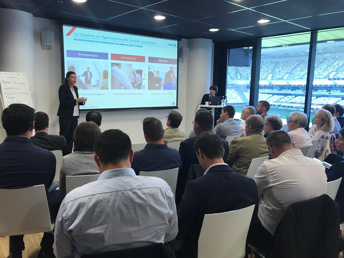 Lara Mellot tweet media