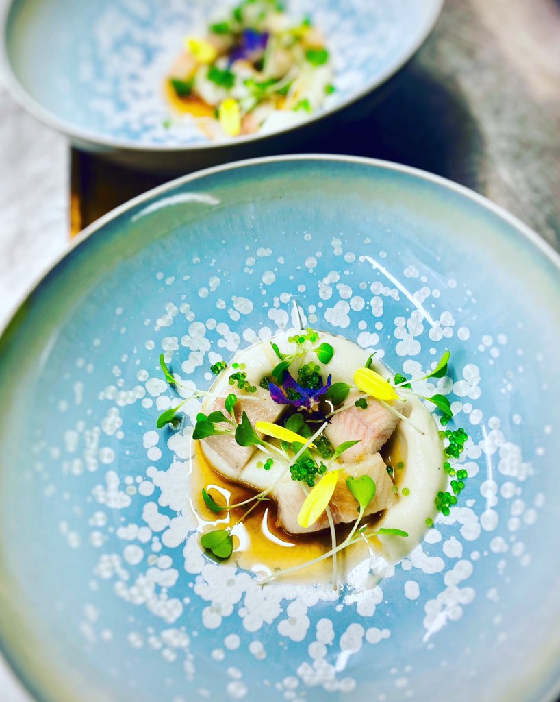 Esensall's tweet photo. Light , spring colors and healthy!!!.and no WASTE
.
.
#intimisterestaurant #localfood #gaultetmillau #organicfood #guidelebey #saveourspecies #paris17eme #partage #batignolles #parcmonceau #saveourplanet #antigaspi #saveouroceans #restaurantengagé #biodiversité #permaculture https://t.co/9G7ADzhE9j