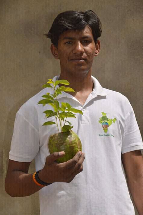 gautamluhar2's tweet photo. #PlasticfreeIndia #polutionfreeIndia
Use Coconut for Tree Planting
avoid plastic polythene for tree planting
#Save_Trees #Grow_Trees
#Shreekalptarusansthan
#Gautamluhar https://t.co/tMPfxRHqtD