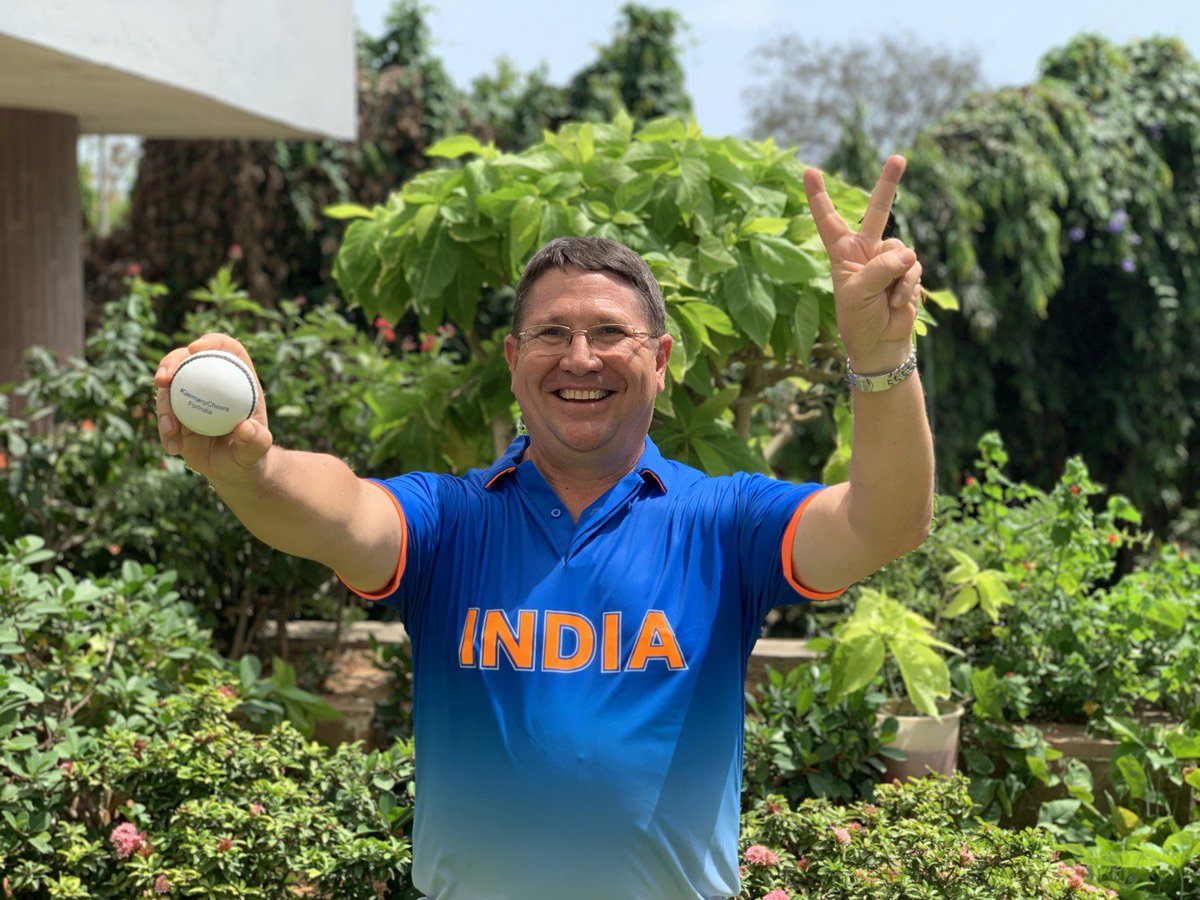 IndoGerman's tweet photo. Here's wishing the Indian Cricket Team Best of Luck for the #cricketworldcup2019. Many cheers to @IamVKohli and team. Looking forward to the Trophy returning back to India.
@volkswagenindia
#GermanyCheersForIndia #cricket #iccworldcup2019 #PartnerForSports #PartnerForSuccess https://t.co/GwpSe5lNM5