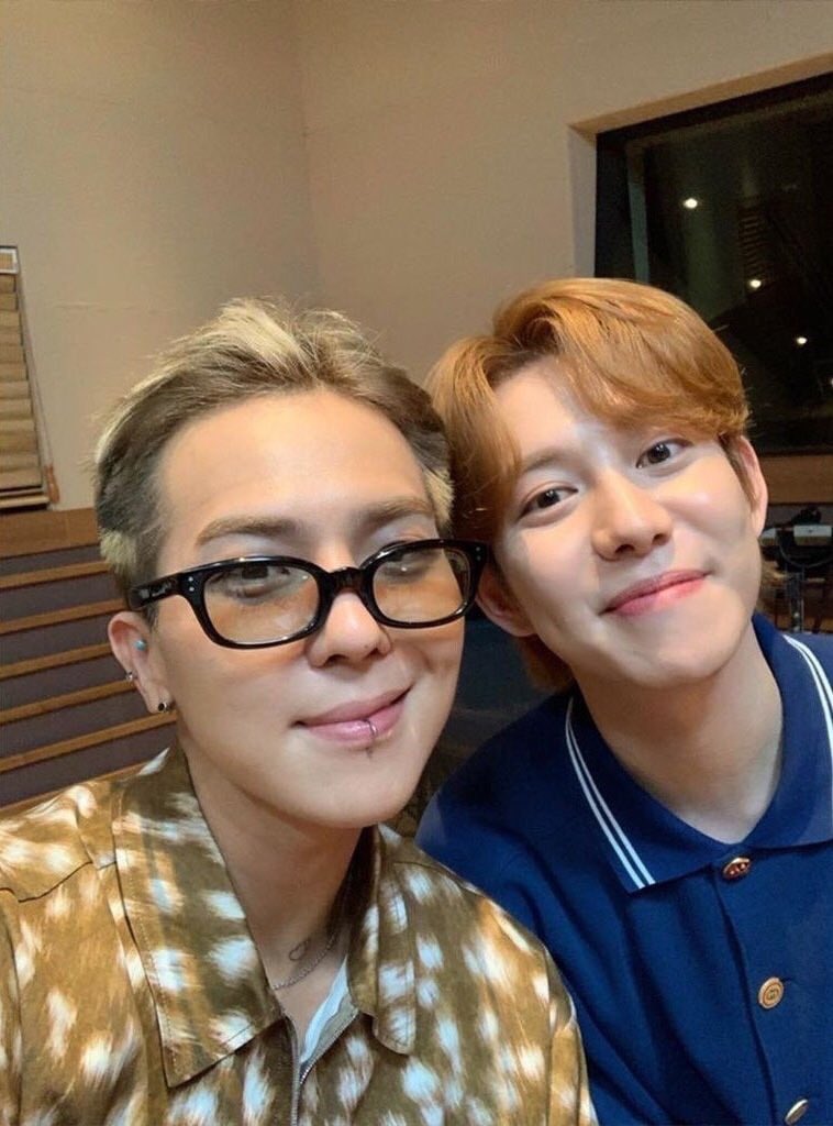 BlockBClubPH's tweet photo. [📸] #WINNER guested on MBC Dreaming Radio with DJ Park Kyung yesterday 06.05.2019. #BlockWinner #BlockB #박경 #블락비 https://t.co/UmcvhHwd9w