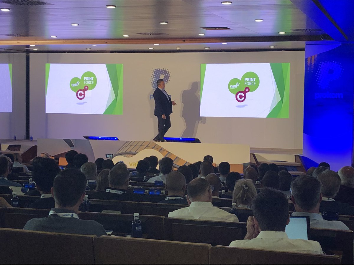 ProkomOrg's tweet image. Mark McIvor on stage for the first time on his life talking about his own business growth and transformation experience #ProkomConference2019