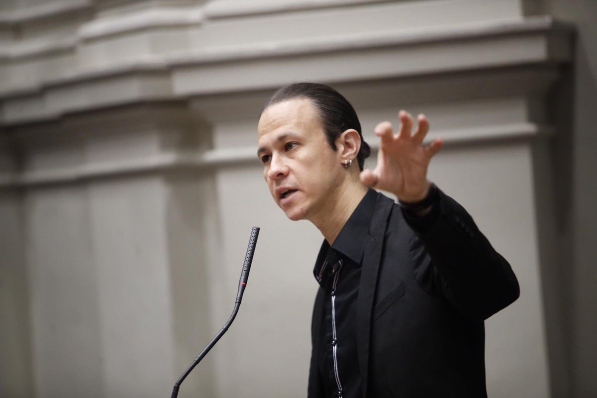 libelium's tweet image. "We work on several verticals, so the security has a very complicated approach sometimes" says @DG_David_Gascon Libelium CTO.
#LibeliumIoTConference #IoT