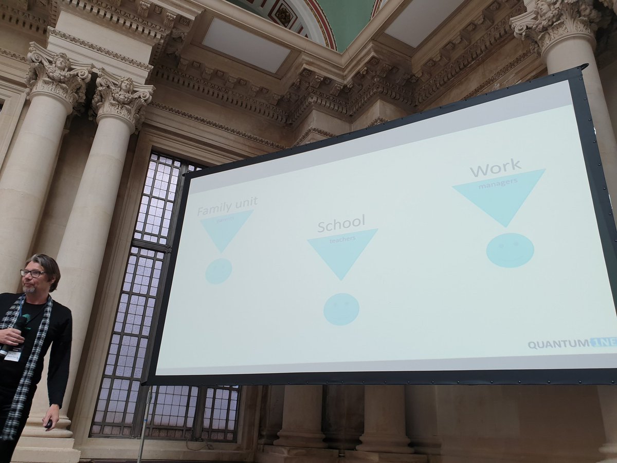 BullDotIo's tweet image. We are centralised. &quot;Our whole society looks like this...technology can help us break that thought chain&quot; @Quantum1Net talking about how we break away from central control. #blockchain #Blockercon19 #blockercon