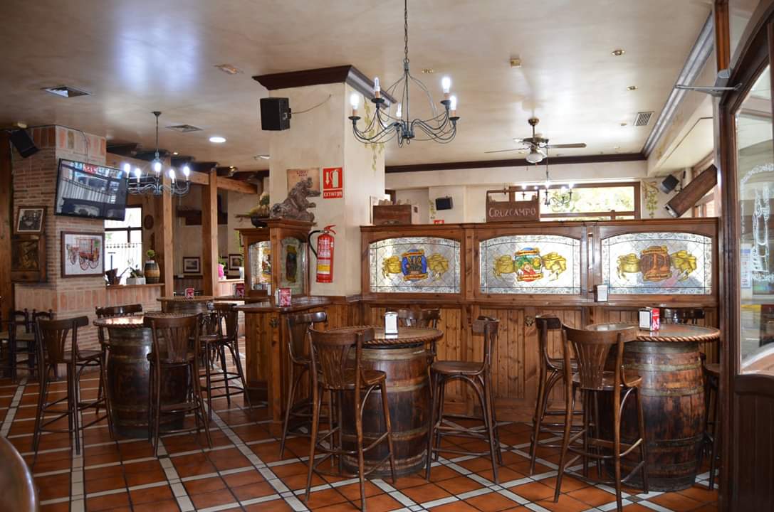 ¡COMIDAS O CENAS DE GRUPO!  Ven con todos tus amigos, compañeros de trabajo, familia. Tenemos el sitio perfecto para que podáis disfrutar  
Reservas: 644382910 663939068

#cenasdegrupo #catarroja #taberna #restaurante #cena #gastronomia #familia #amigos #compañeros #grupos