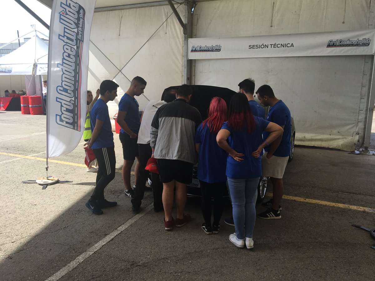 josito_guzman's tweet image. Un año más, asistimos a los cursos @FordSpain conduce tu vida #FordDSFL #LoveToDrive en materia de seguridad vial. Muy pronto, toda la información en @Motor1Spain