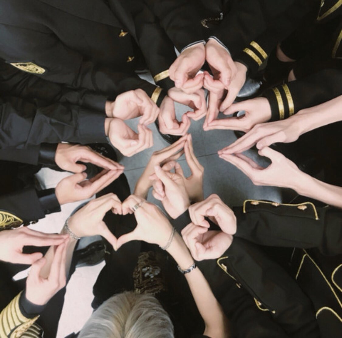 kandroy_0807's tweet photo. #WannaBle700Days
i miss  wanna one😔 https://t.co/NhB1638NQC