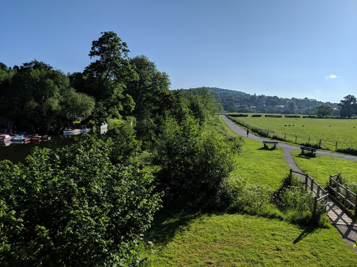 All this in the #volunteer bin now sorted for recycling. <a href="/thatchers_cider/">Thatchers</a> ?  Really need a <a href="/Deposit_return/">Deposit Return</a> scheme. 
On the plus side, the Riverside was spotlessly clean. @VoteSarahKevin <a href="/bathamptonpc/">Bathampton Community</a> <a href="/batheastonpc/">Batheaston</a> <a href="/KeepBritainTidy/">Keep Britain Tidy</a> <a href="/CPRE/">CPRE, Campaign to Protect Rural England</a>