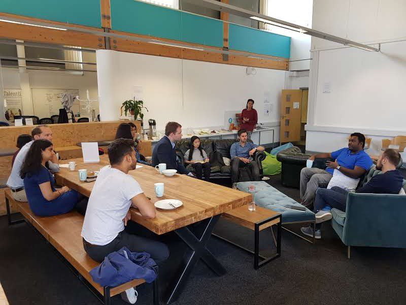 Great having <a href="/EeswaranN/">Eeswaran Navaratnam</a>  fom <a href="/01Ventures/">01 Ventures</a> at @Edspace for our Growth Breakfast, sharing his insights on investing. 

Memorable quote: "Companies that have built a mini sausage factory, for producing standardised outputs from inputs, are the ones that are really Series A ready"