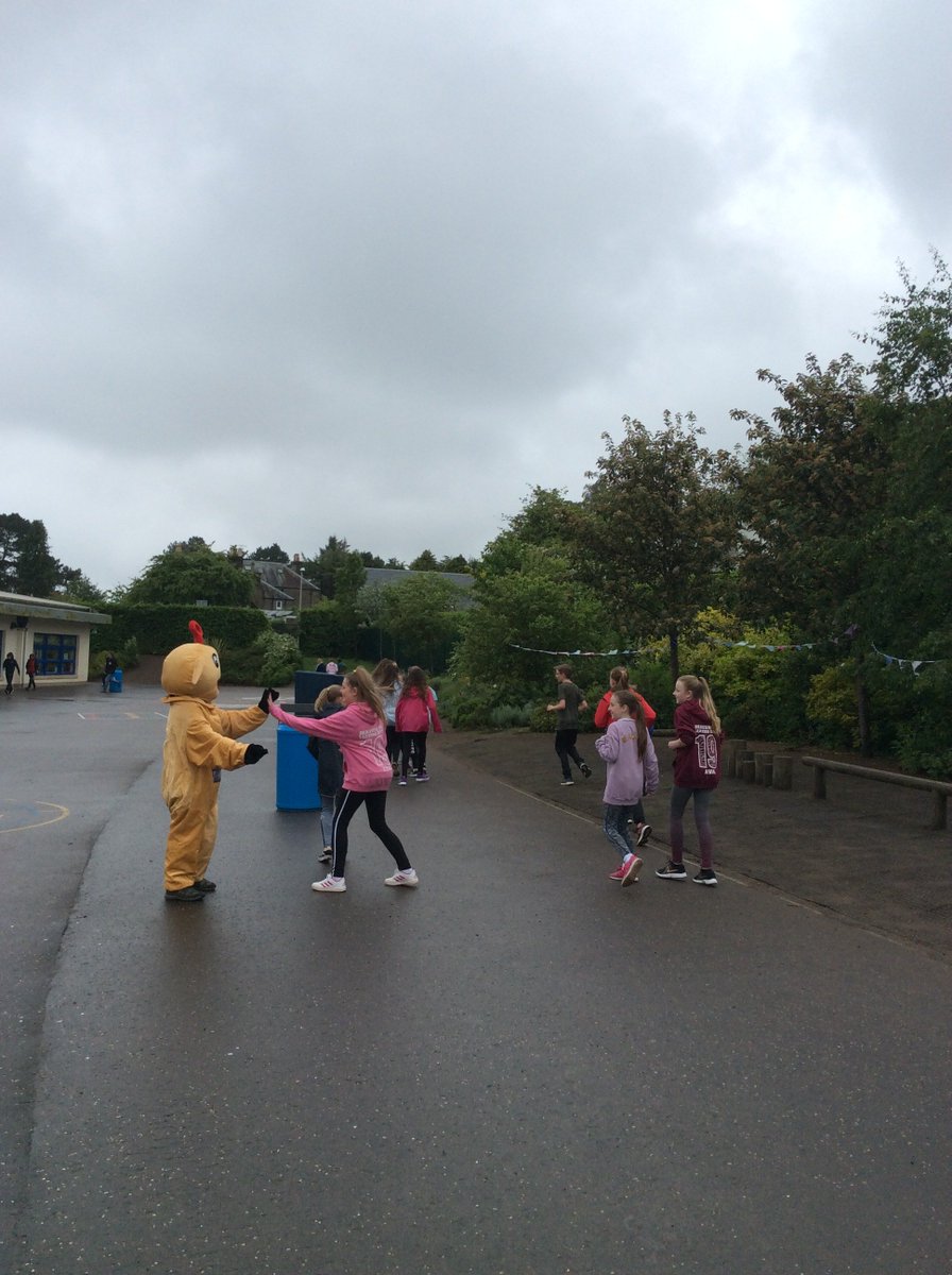 More photos of the Seaview athletes taking part in the Race for Life yesterday. A Big Shout Out to our Cancer Research mascots too.  Lots of rumours as to who was underneath the costumes! <a href="/raceforlife/">Race for Life</a> <a href="/CRUKScotland/">Cancer Research UK in Scotland</a>