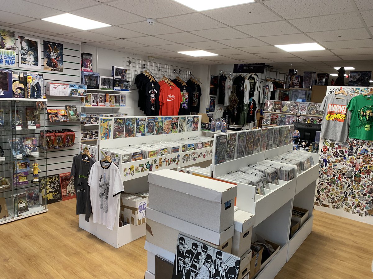 forthegeekend's tweet image. Hundreds of new tshirts in stock #DCUNIVERSE  #HarleyQuinn  #MarvelComics #comicbook #stocktonontees #teesside