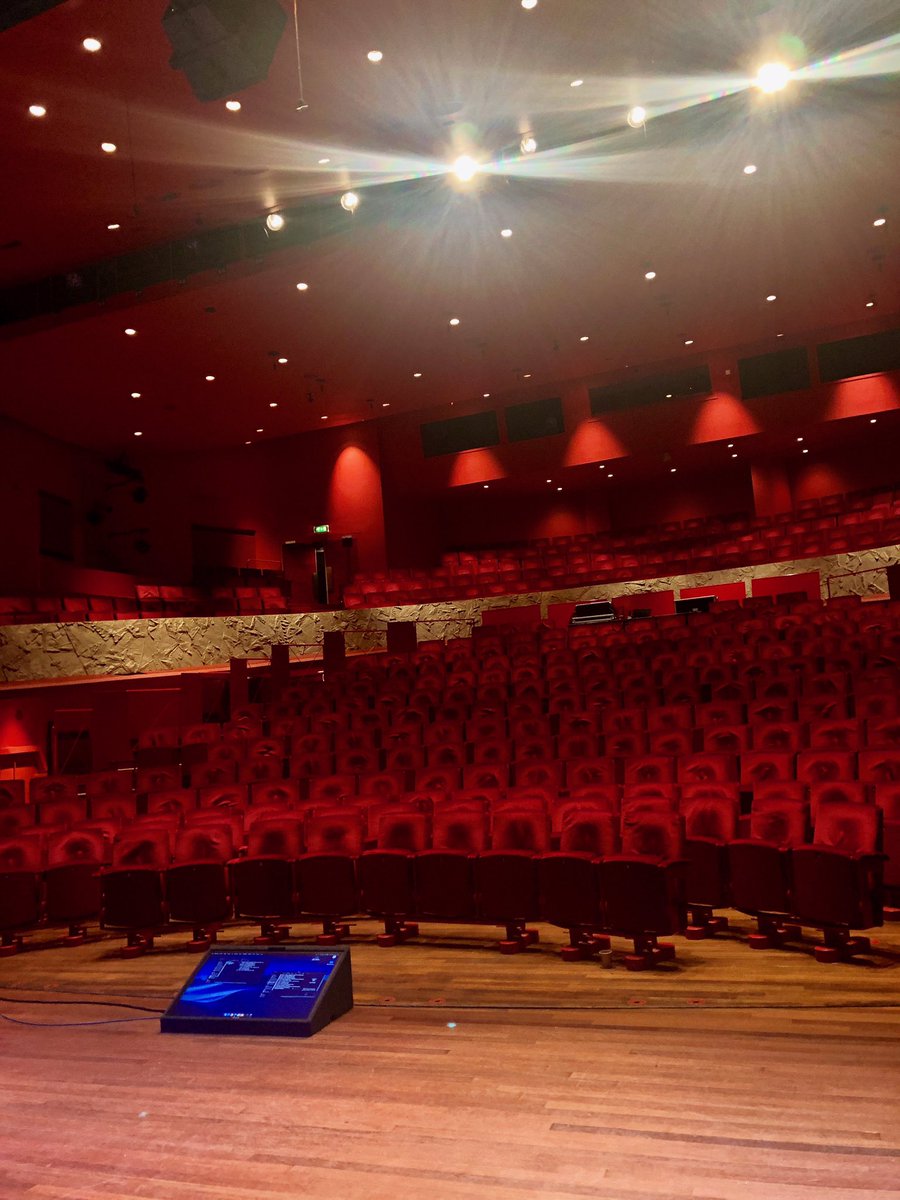 Today, we had the privilege of giving a joint keynote speech at the #2019metropolis event in Amsterdam. Great arrangement by #managementevents, great audience &amp; great fun to do it together with my partner in life and business <a href="/beslutsdoktorn/">ari riabacke</a> 😄