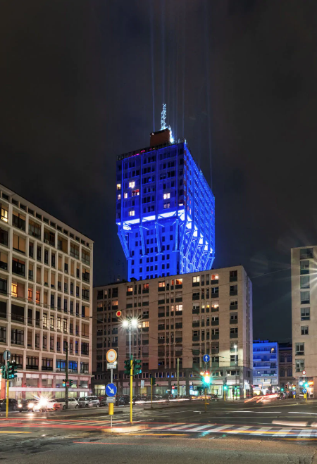 INTERNIMagazine's tweet image. È in edicola il numero di Interni giugno: la Milano bella e stimolante che ci ha regalato il #FuoriSalone 2019, a partire da #HumanSpaces, la mostra-evento di #Interni internimagazine.it/news/milano-fu…