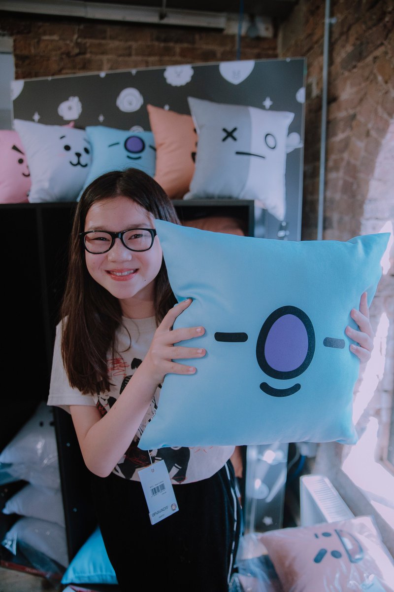 bravadomerchUK's tweet photo. Pt.2 #BT21 #PopUpLondon https://t.co/zrOsGzfkfw