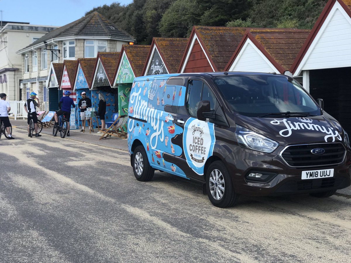 Love the creativity of @jimmyicedcoffee brand 🙌 If you are at the #bournemouthbeach pop in to try some iced coffee #KYCU  #bournemouth #ilovebournemouth #bournemouthinfluencer #bournemouthbloggers #beachhuts #creativity