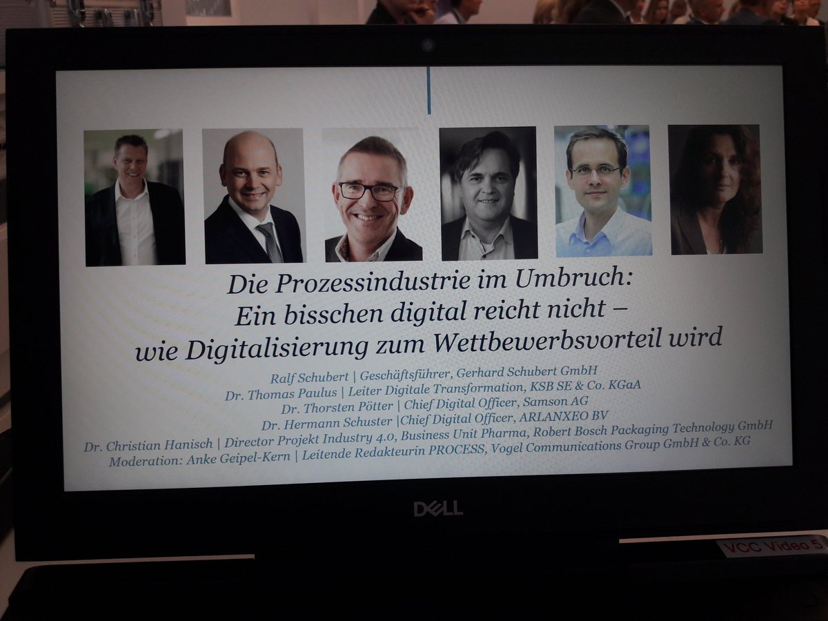 VBM_WErnhofer's tweet image. @Process_de Roundtable auf #TheFutureCode in #Würzburg. &quot;Ein bisschen digital reicht nicht!&quot; @MediaforMarkets