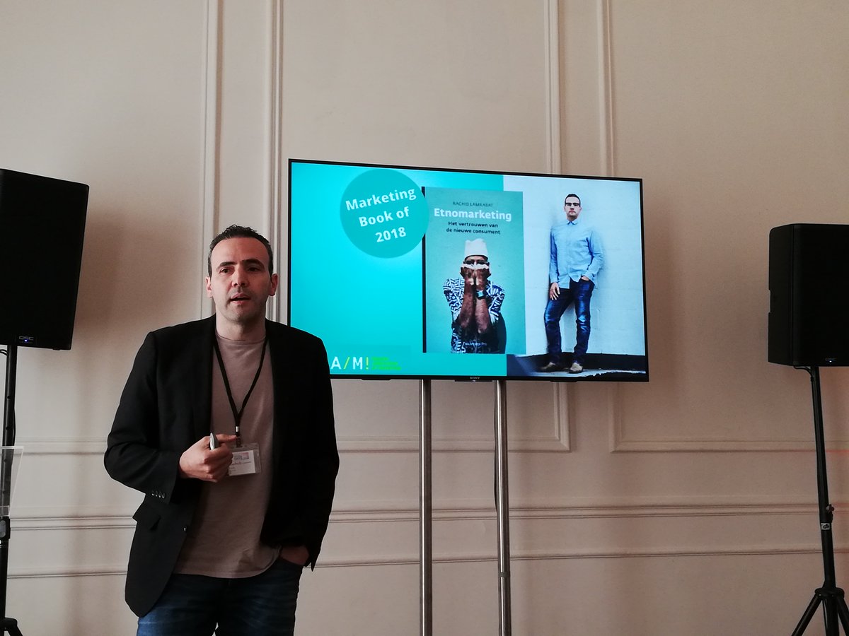 4Psquare's tweet photo. Inspiring presentation about etnomarketing by Rachid Lamrabat #BAM #marketingdays https://t.co/PUvclnRkFv