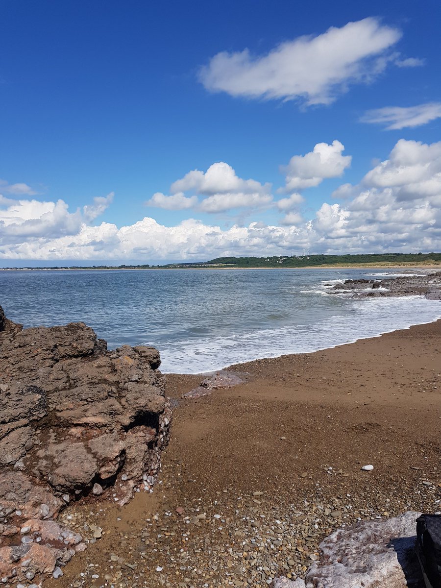 Mr Edwards and Miss Main tweet media