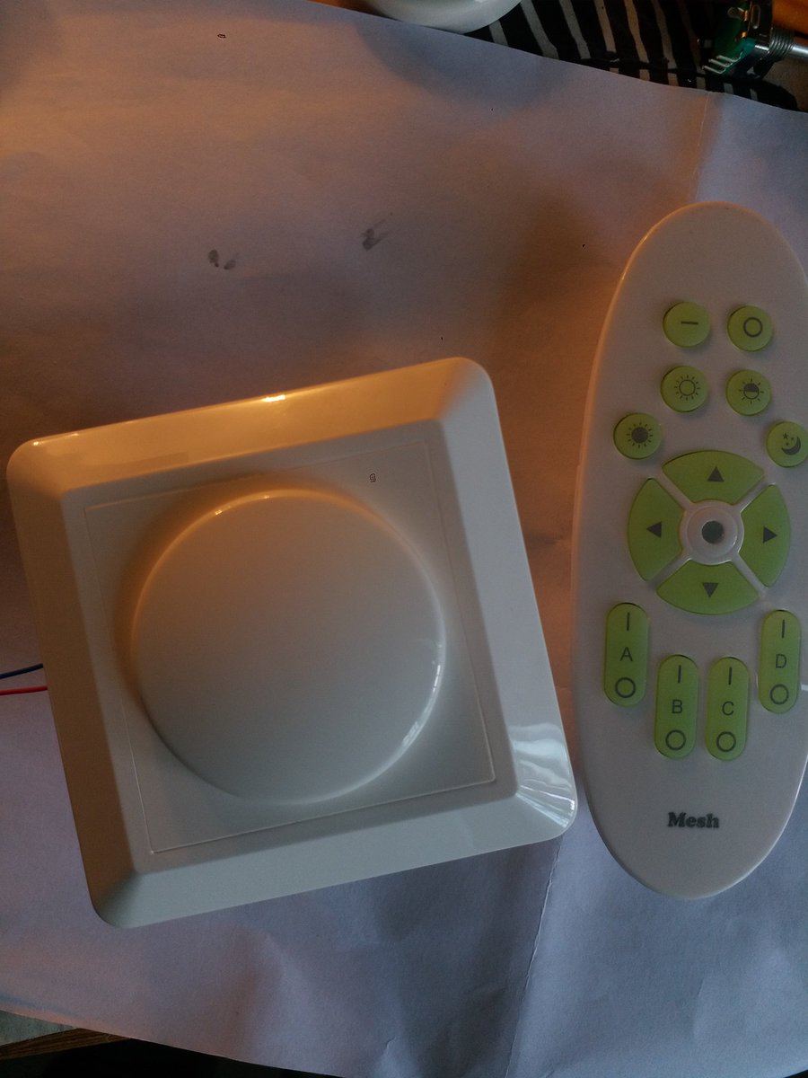 Frank05500914's tweet photo. #buletooth #mesh #BLE dimmer set https://t.co/37A1mNzUII