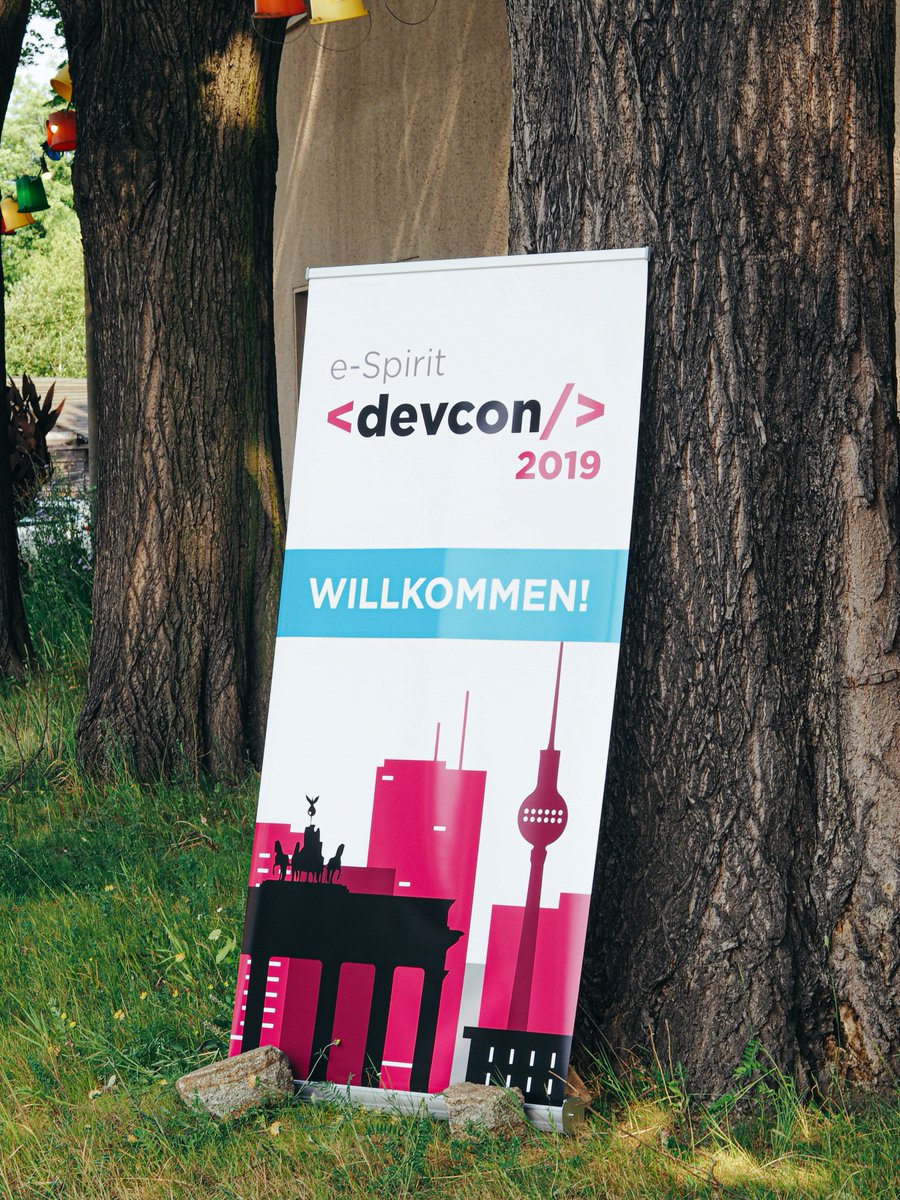 _SebastianBrix_'s tweet photo. WELCOME TO OUR DEVCON #eSpiritDevcon
Ich freue mich auf einen großartigen Tag mit unseren Partnern und Kunden!
#espirit #codinglife https://t.co/JVJz1VdH9W