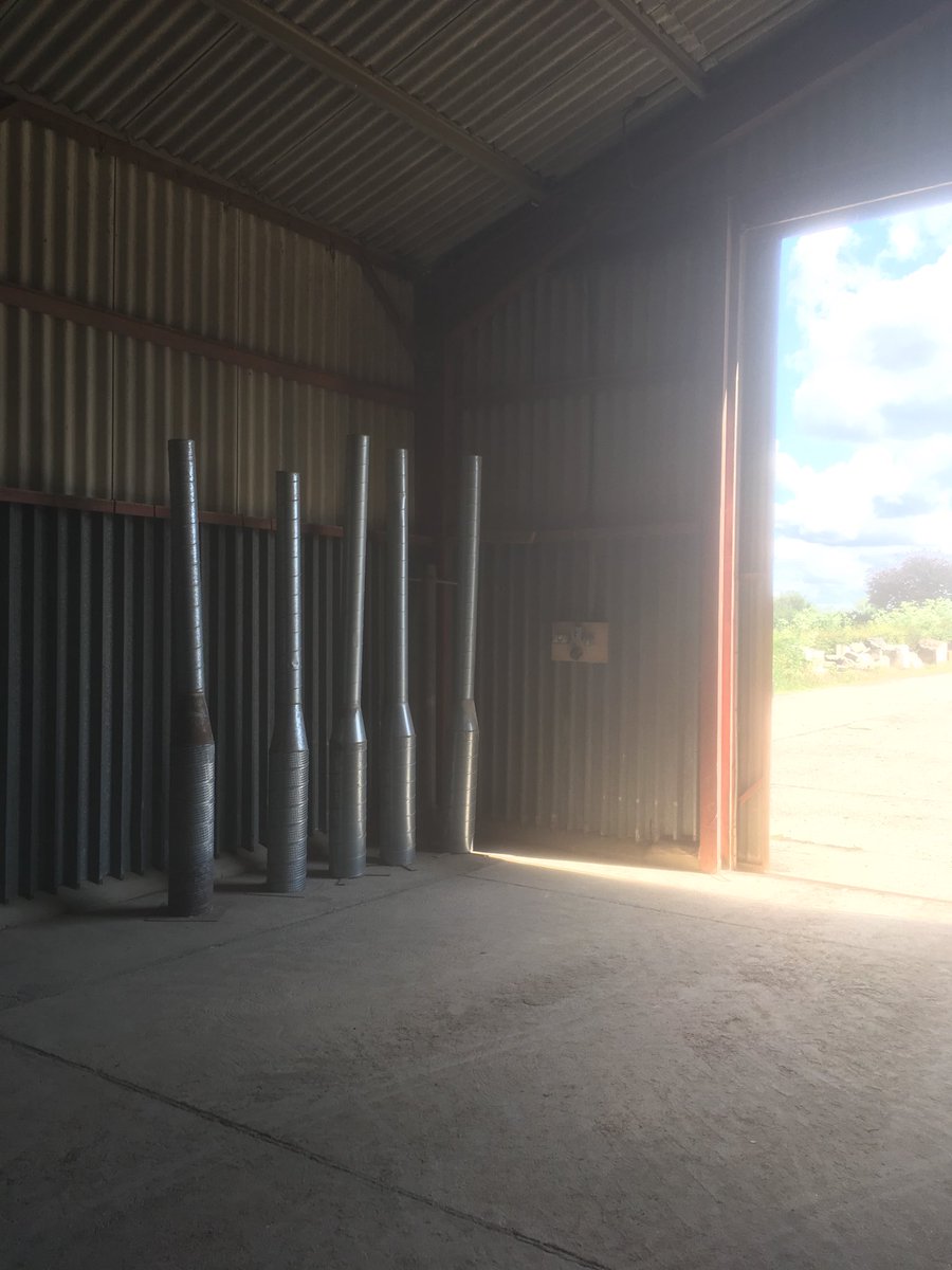 Right that is the last of the grainstores.cleaned out so all you potential corn cart drivers are safe to get in touch .wilbrahamfarms@gmail.com. looking for a driver from 7/7 to end August near Cambridge   Please retweet